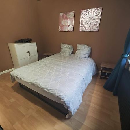 Comfortable T2 Apartment In Neudorf, Страсбург Екстериор снимка
