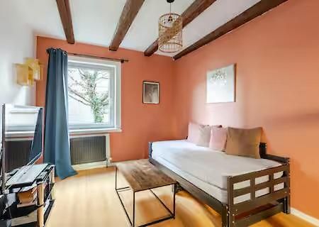 Comfortable T2 Apartment In Neudorf, Страсбург Екстериор снимка