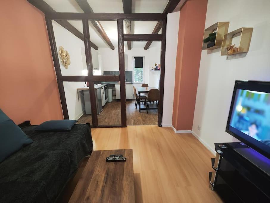 Comfortable T2 Apartment In Neudorf, Страсбург Екстериор снимка