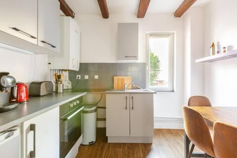 Comfortable T2 Apartment In Neudorf, Страсбург Екстериор снимка